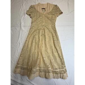 Miusol Dress Sz M Custard Yellow Floral Lace Fit & Flair Cap Sleeve Midi Brunch